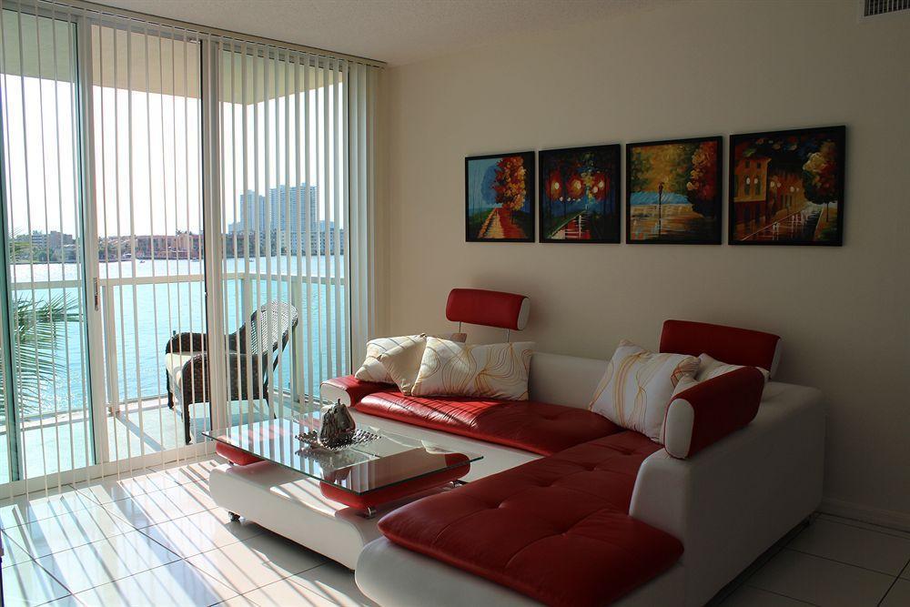 סאני איילס ביץ' Luxury Apartments At Intracoastal מראה חיצוני תמונה